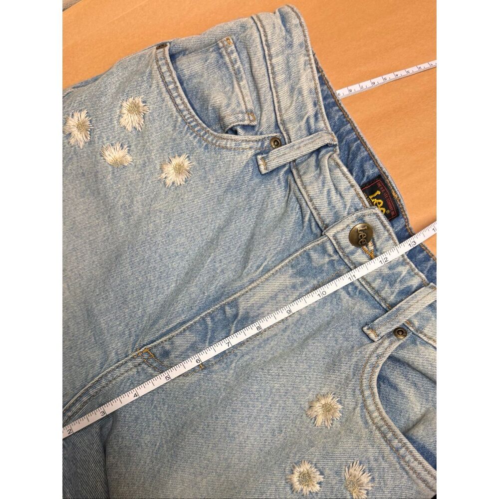 Lee Size 30 Embroidered Wide Flare Leg Jeans Daisy Boho Denim Free People - Picture 13 of 14